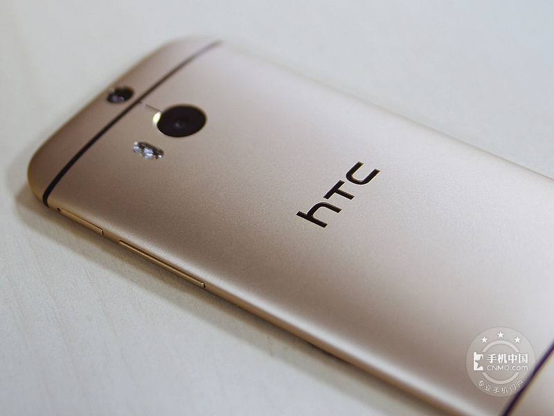 HTC One M8(/ʰ)